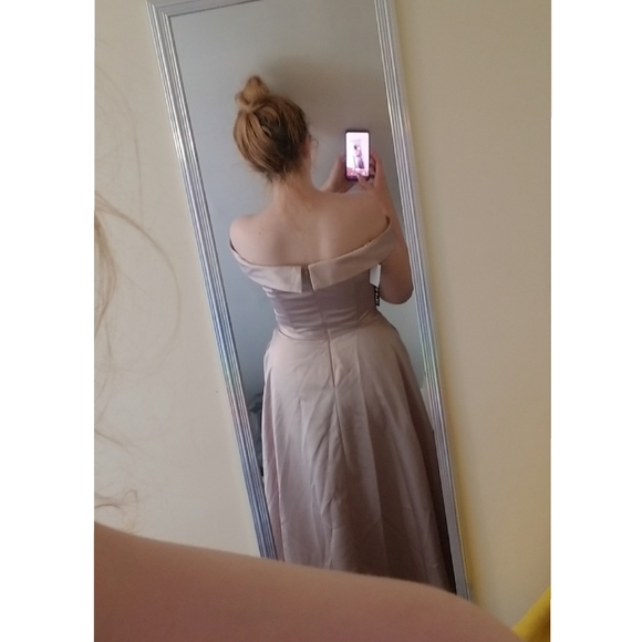 Xscape off shoulder dusty rose satin gown - Picture 6 of 7